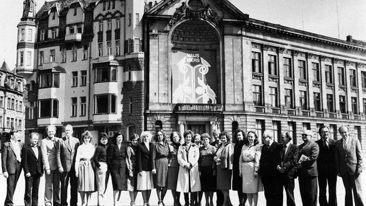 Постер Runā neatkarības atjaunotāji. 1990. gada 4. maijs