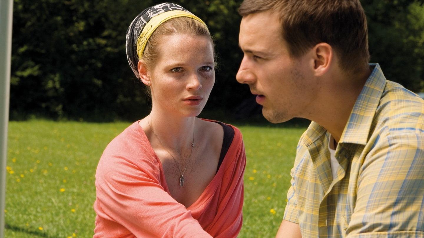 Винсент хочет к морю (vinsent-hochet-k-morju) Фильм 2010