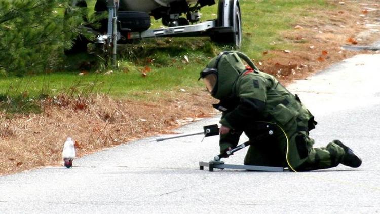 Постер Bomb Squads