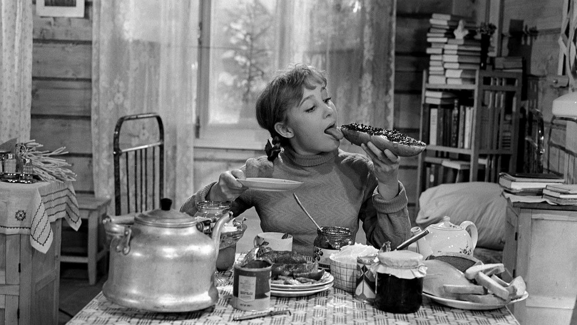 Одна из девчат (odna-iz-devchat) Документальный фильм