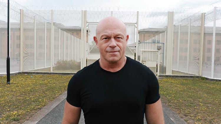 Постер Welcome to HMP Belmarsh with Ross Kemp