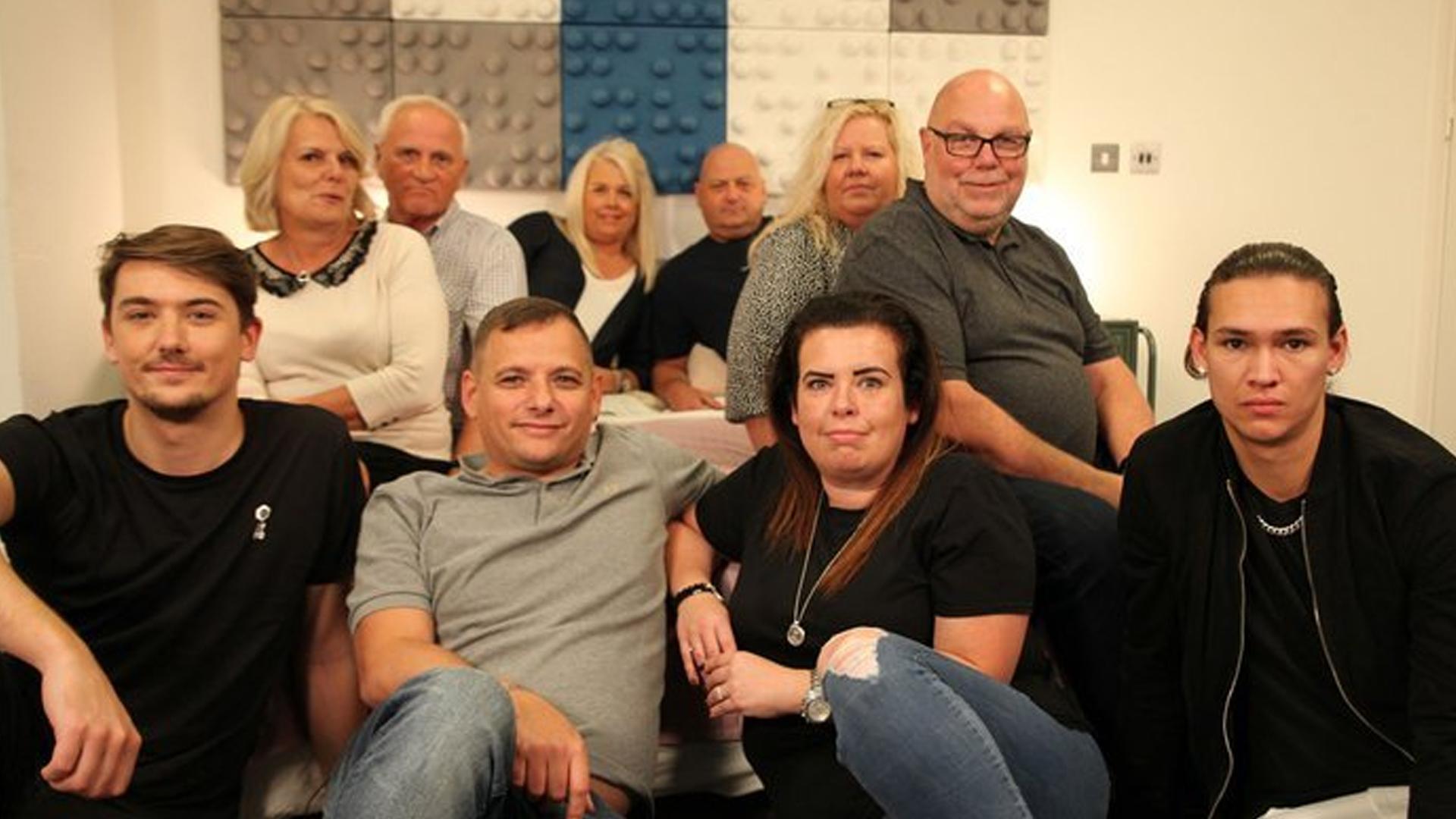 Britain's Loudest Snorers (britains-loudest-snorers) Документальный фильм