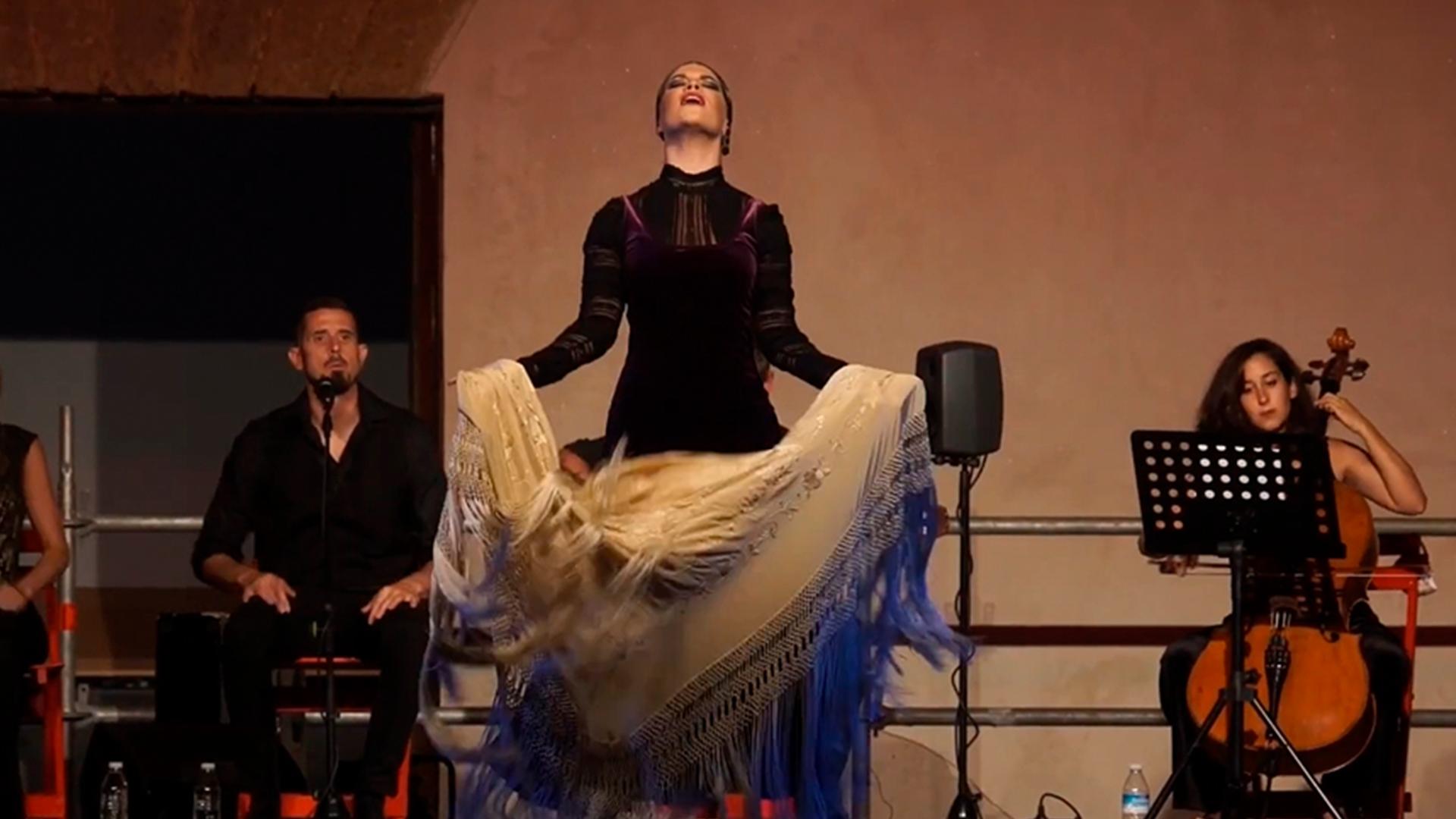 Paula Sierra Flamenco Puro (paula-sierra-flamenco-puro) Музыка