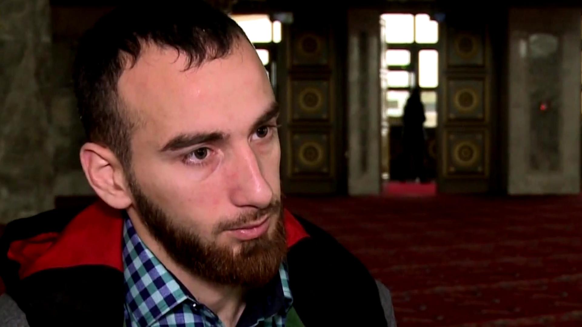 W kolejce po śmierć. Czeczeni i ISIS (w-kolejce-po-mier-czeczeni-i-isis) Документальный фильм