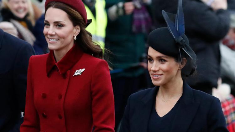 Постер Kate v Meghan: Princesses at War?