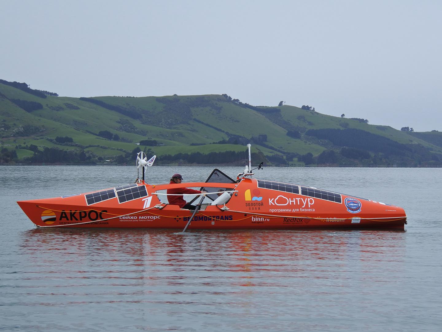 Фёдор Конюхов. Вокруг света на вёсельной лодке АКРОС 1 (fedor-konjuhov-vokrug-sveta-na-veselnoj-lodke-akros-1) Документальный фильм