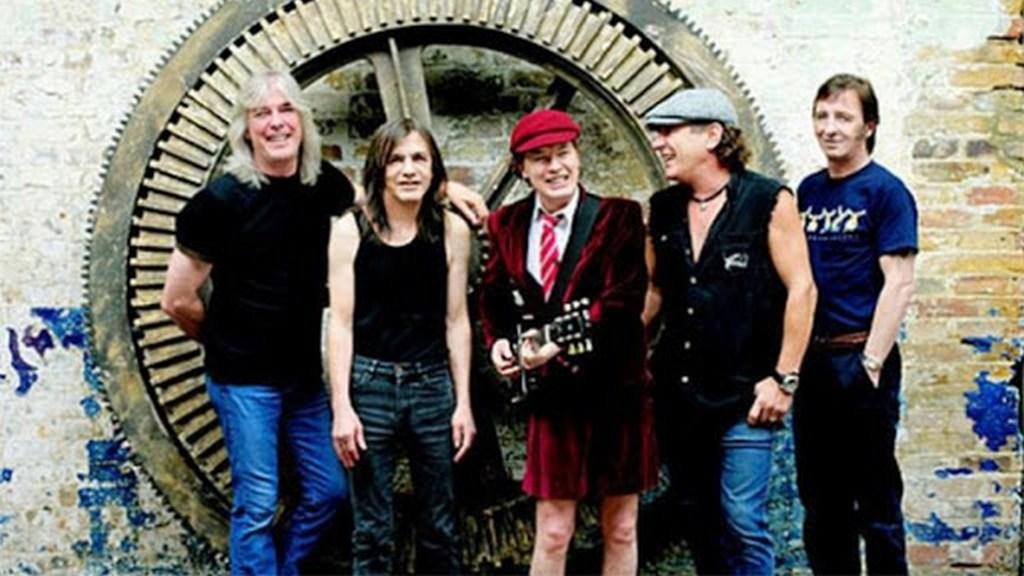 AC/DC — Hell’s Highway (acdc-hells-highway) Музыка