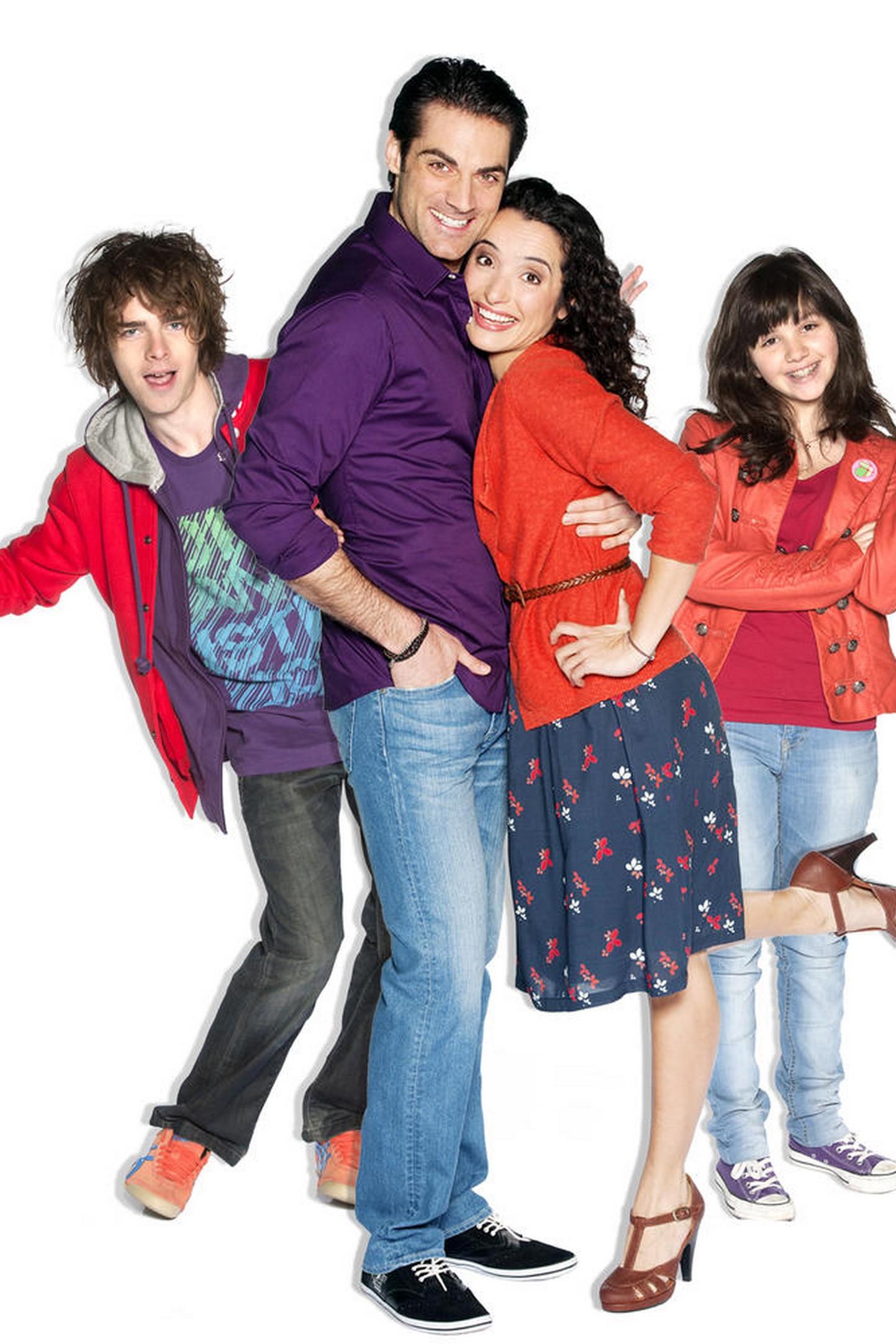 Nos chers voisins (nos-chers-voisins) Сериал 2012