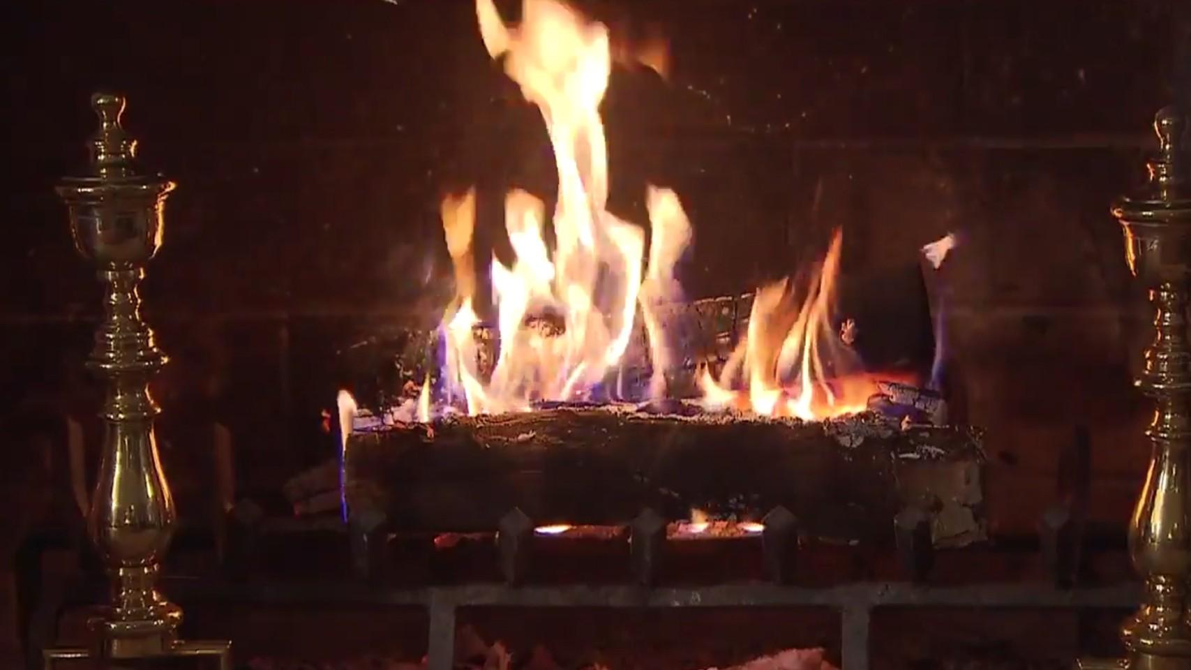 The KTLA Yule Log (the-ktla-yule-log) Досуг, хобби