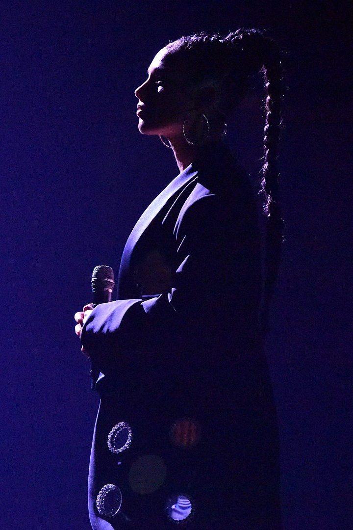 Alicia Keys Rocks New Year's Eve (alicia-keys-rocks-new-years-eve) Досуг, хобби