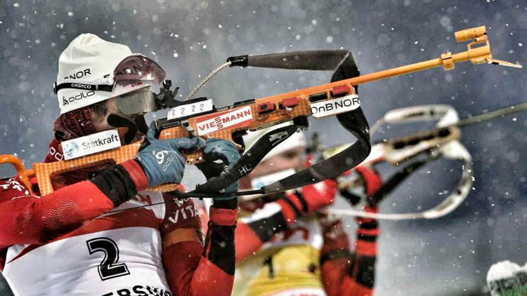 Постер Biathlon-Weltcup. 4 x 6 km Staffel Frauen