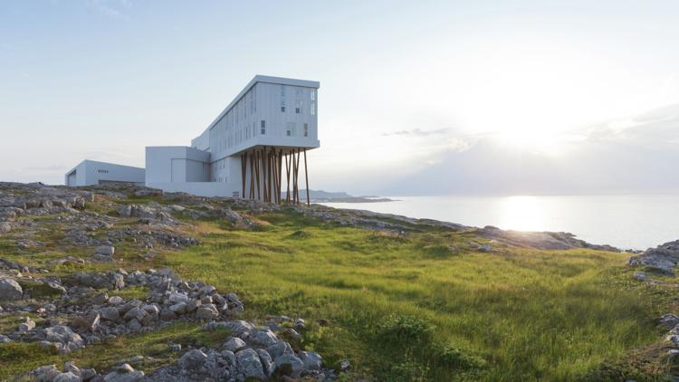 Постер Strange & Familiar: Architecture on Fogo Island