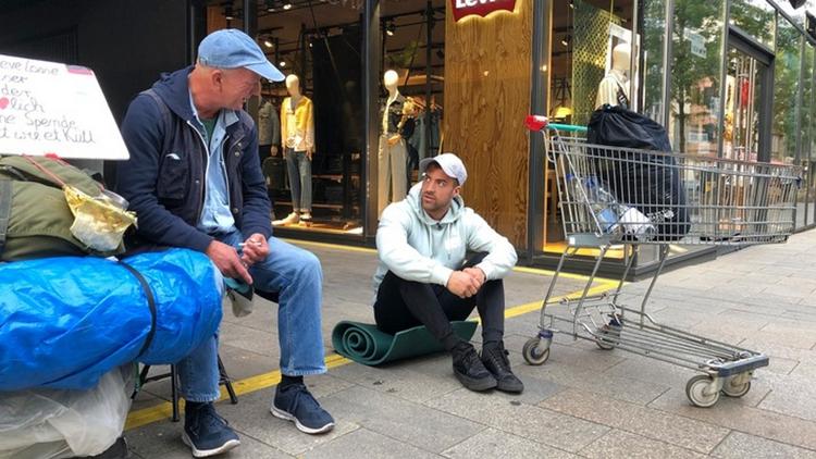 Постер Prominent und obdachlos