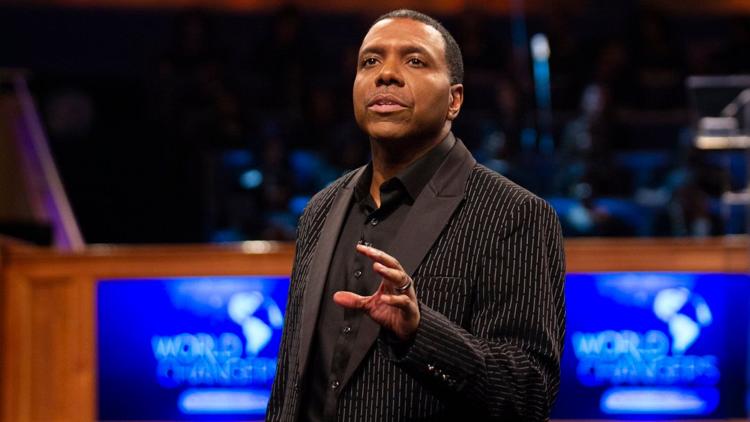 Постер Creflo Dollar