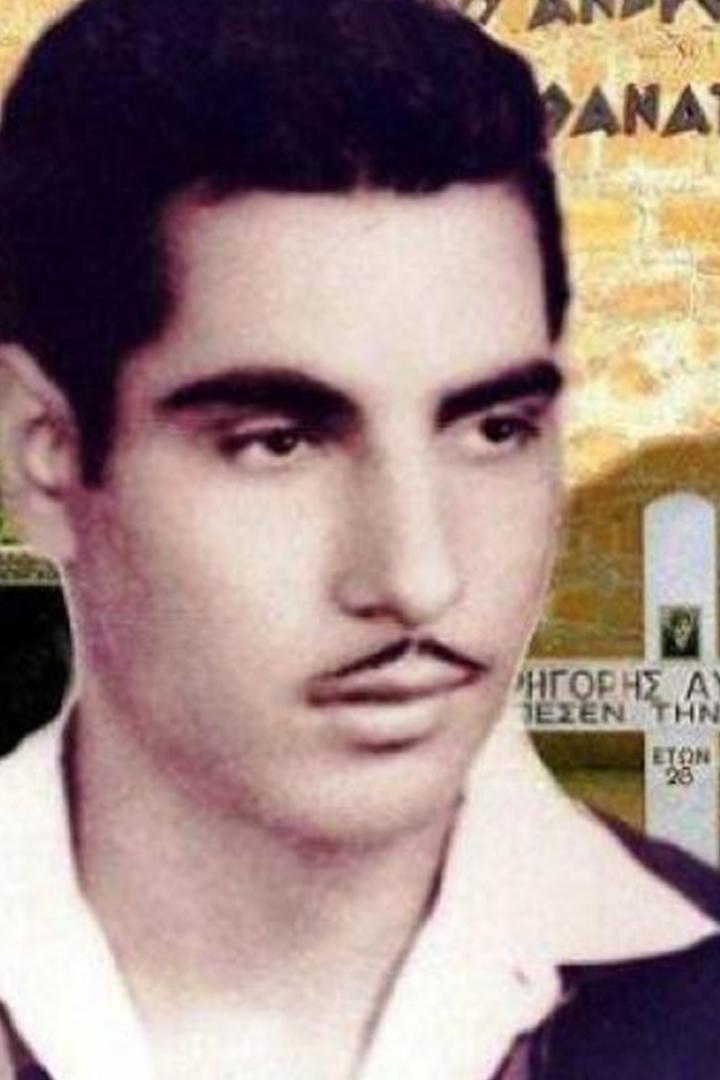 Ευαγόρας Παλληκαρίδης – Ο ρομαντικός ήρωας Документальный фильм