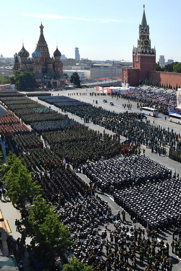 Москва. Красная площадь. Парад, посвящённый Дню Победы (moskva-krasnaja-ploschad-parad-posvjaschennyj-dnju-pobedy) Другое