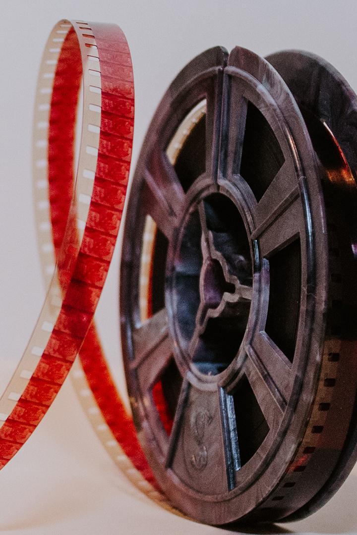 Фильм об истории и развитии г.Радужный (film-ob-istorii-i-razvitii-graduzhnyj) Документальный фильм