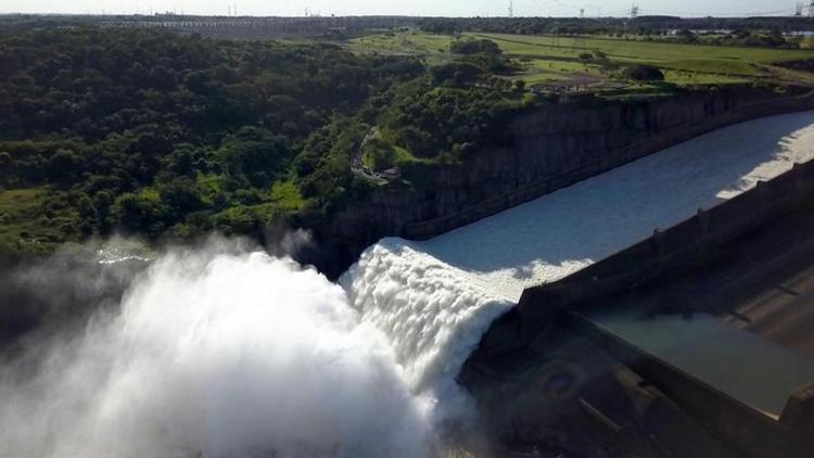 Постер Barrages, canaux, les maîtres de l'eau