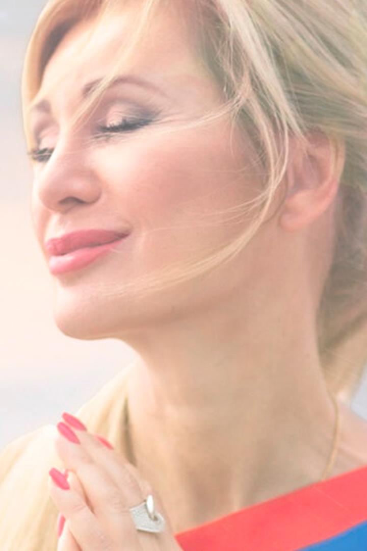 Вика Цыганова. Амур (vika-tsyganova-amur) Музыка