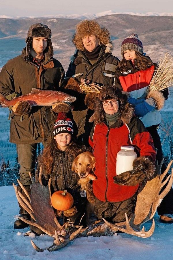 First We Eat (first-we-eat) Документальный фильм