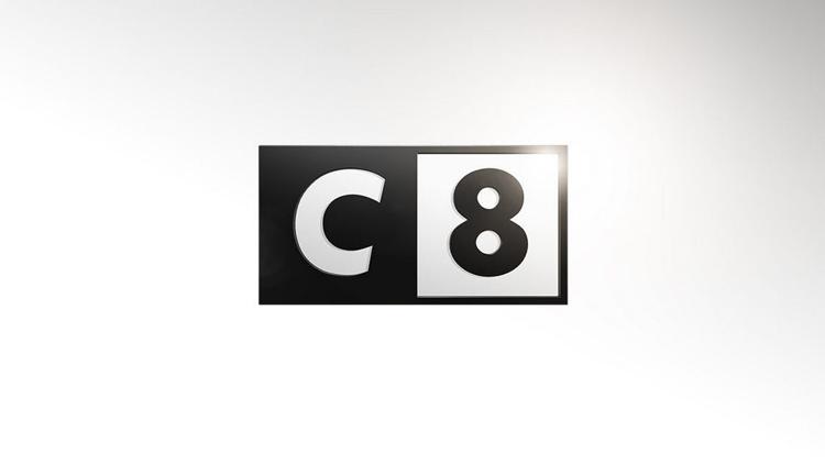 Постер C8 (FR)