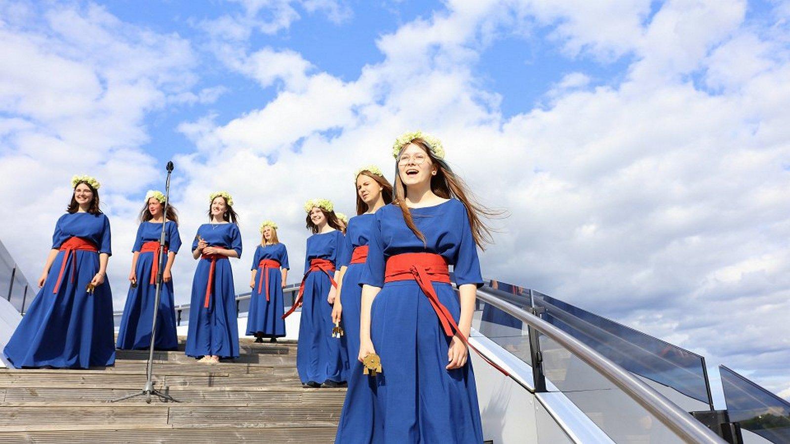 Saulesvija. Citāds Dziesmu svētku gājiens (saulesvija-citds-dziesmu-svtku-gjiens) Досуг, хобби