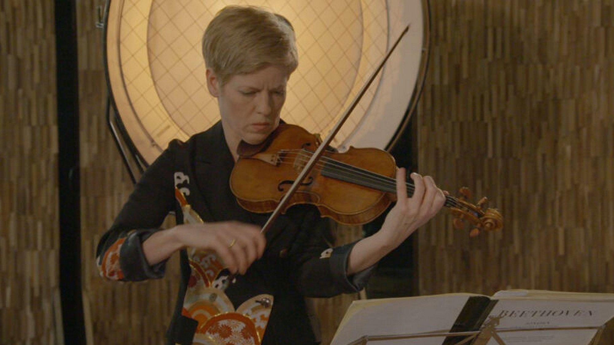 Изабелла Фауст, Александр Мельников: Бетховен, скрипичные сонаты № 3, 4 и 5 (izabella-faust-aleksandr-melnikov-bethoven-skripichnye-sonaty3-4-i-5) Музыка