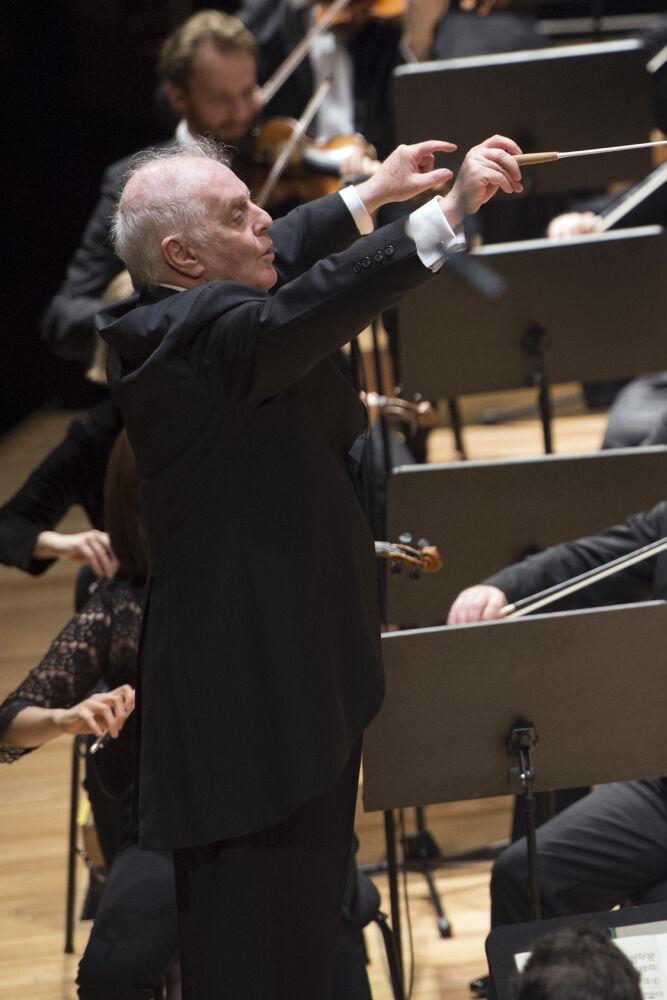 Barenboim conducts Brahms Symphonies 1 & 2 (barenboim-conducts-brahms-symphonies-1-2) Музыка