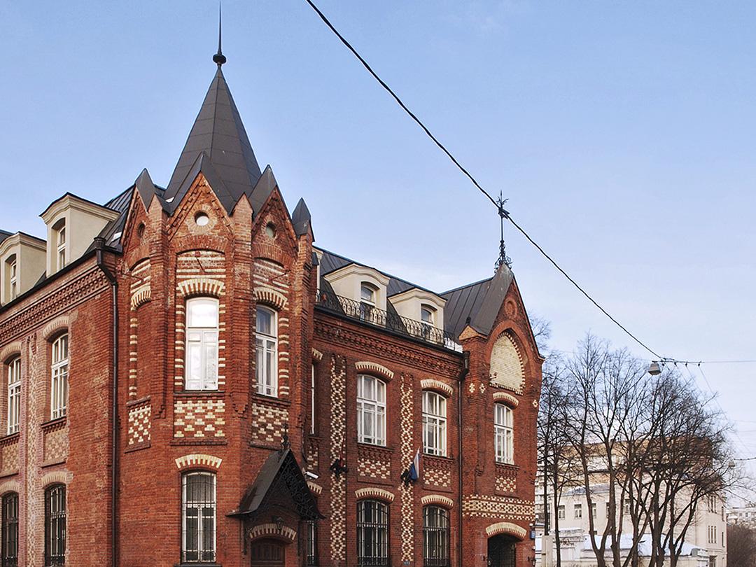 Притяжение реализма. Современные художники (pritjazhenie-realizma-sovremennye-hudozhniki) Познавательное