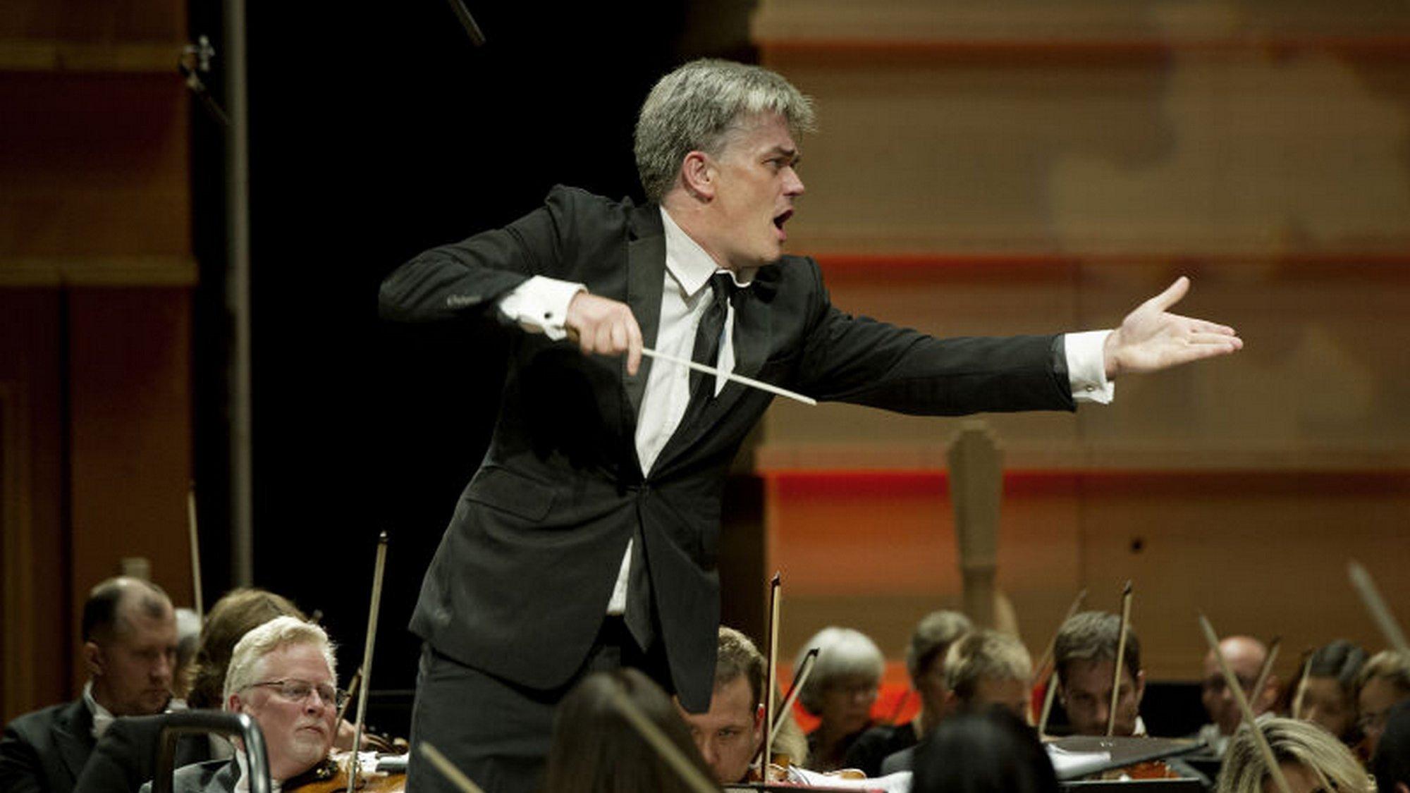 London Philharmonic Orchestra, Edward Gardner, Patricia Kopatchinskaja: Tippett, Enescu, Elgar (london-philharmonic-orchestra-edward-gardner-patricia-kopatchinskaja-tippett-enescu-elgar) Музыка
