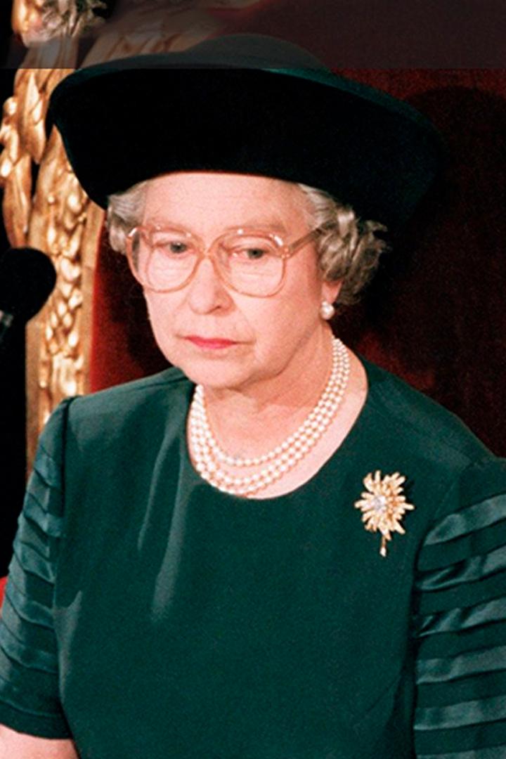 The Queen's Worst Year (the-queens-worst-year) Документальный фильм
