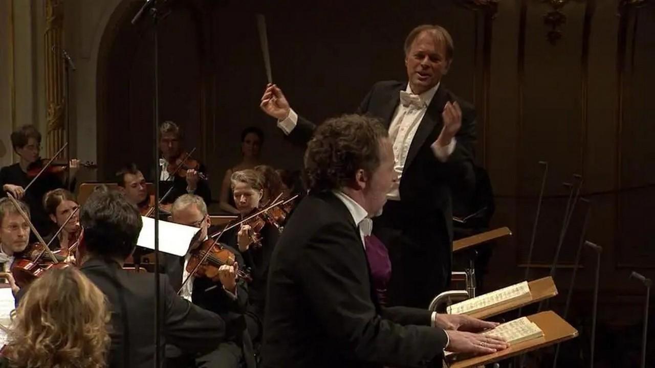 Thomas Hengelbrock dirigiert Schumann (thomas-hengelbrock-dirigiert-schumann) Музыка