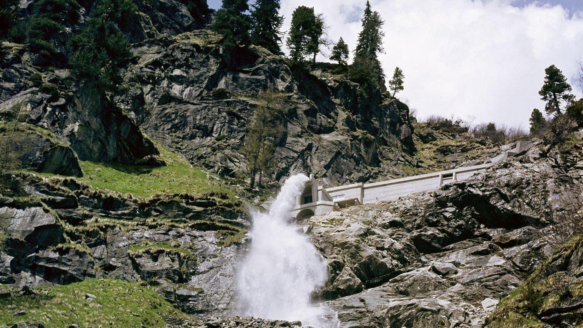 Wilde Wasser, schroffe Grate - Unterwegs in der Reißeckgruppe (wilde-wasser-schroffe-grate-unterwegs-in-der-reieckgruppe) Документальный фильм