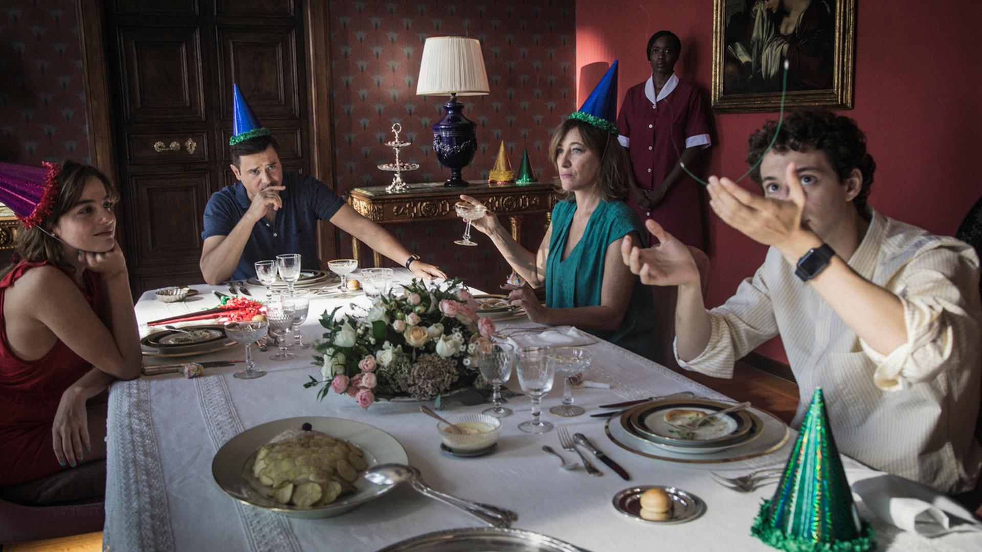 Равнодушные (ravnodushnye) Фильм 2020