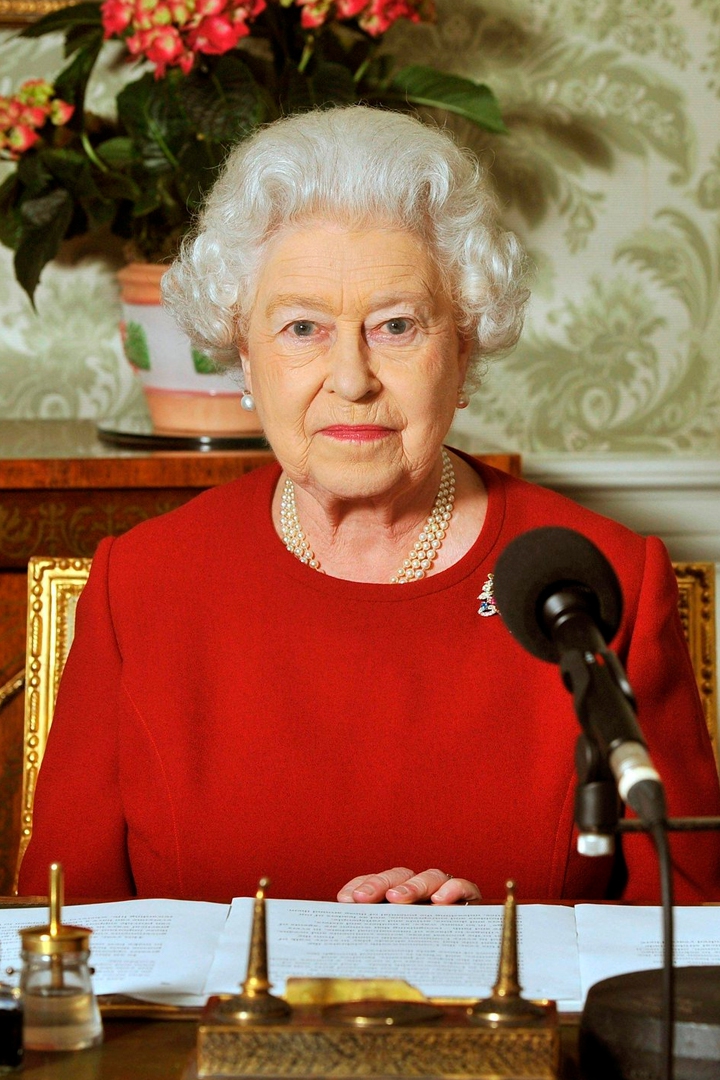 Queen Elizabeth II: In Her Own Words (queen-elizabeth-ii-in-her-own-words) Документальный фильм