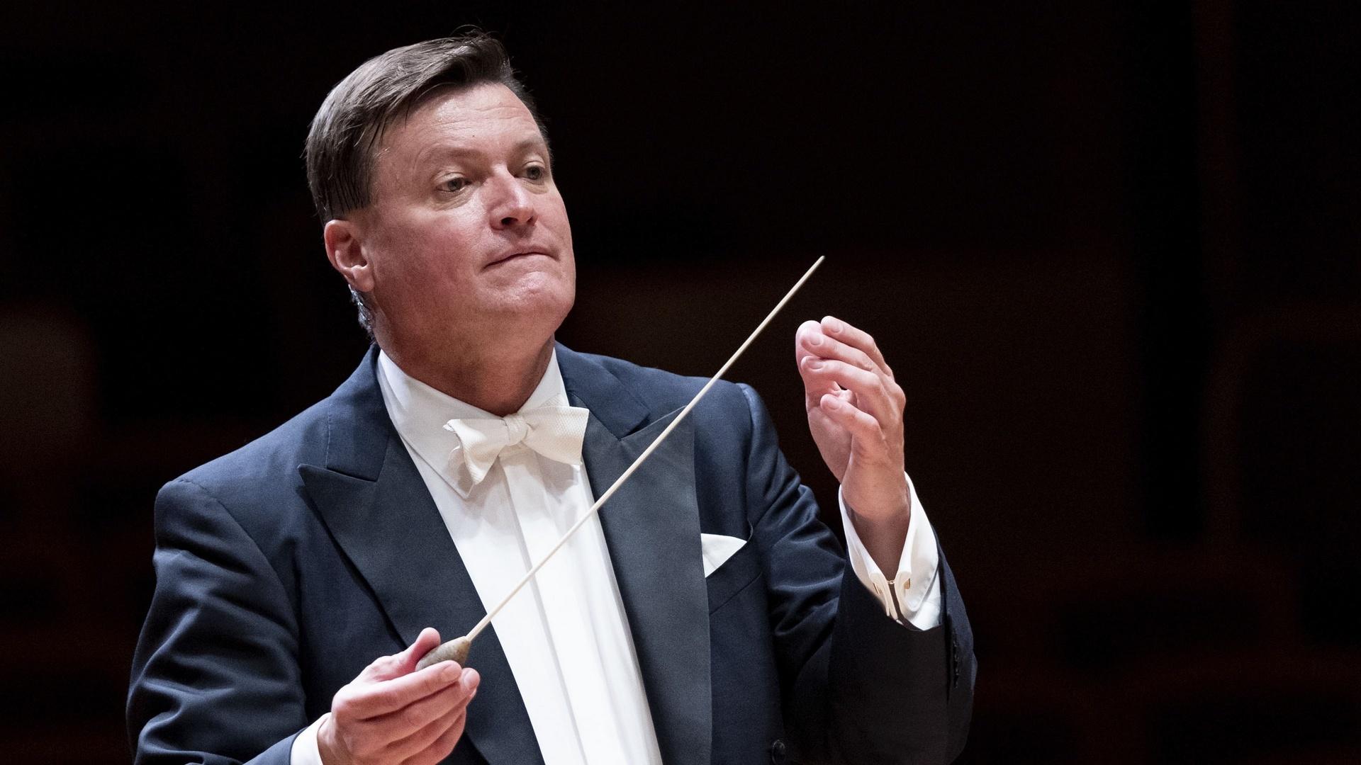 Дрезденская государственная капелла и Кристиан Тилеманн: Симфонии № 3 и 4 Шумана (drezdenskaja-gosudarstvennaja-kapella-i-kristian-tilemann-simfonii-3-i-4-shumana) Музыка