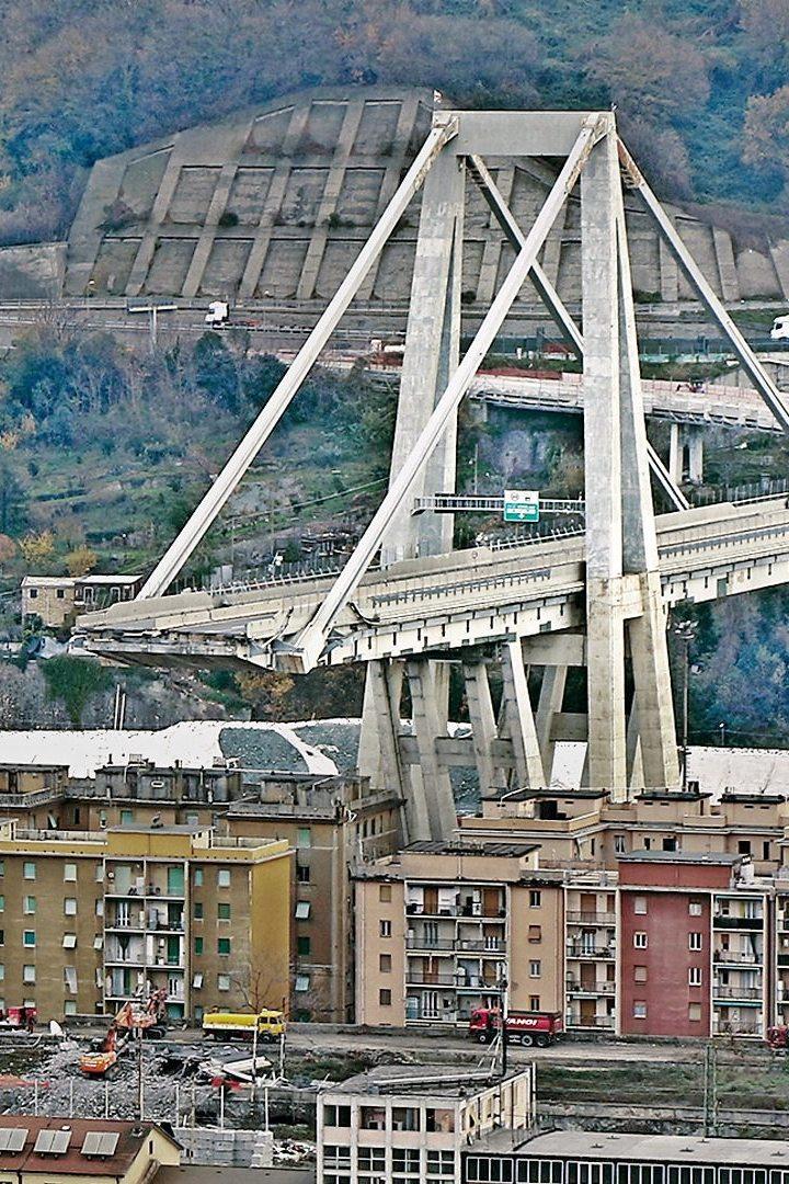 When Bridges Collapse: The Genoa Disaster (when-bridges-collapse-the-genoa-disaster) Документальный фильм