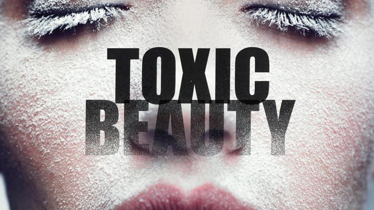 Постер Toxic Beauty