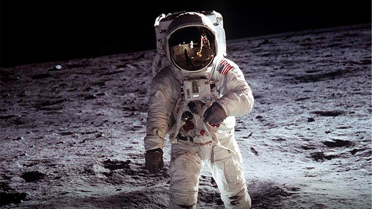 Постер Truth Behind the Moon Landing