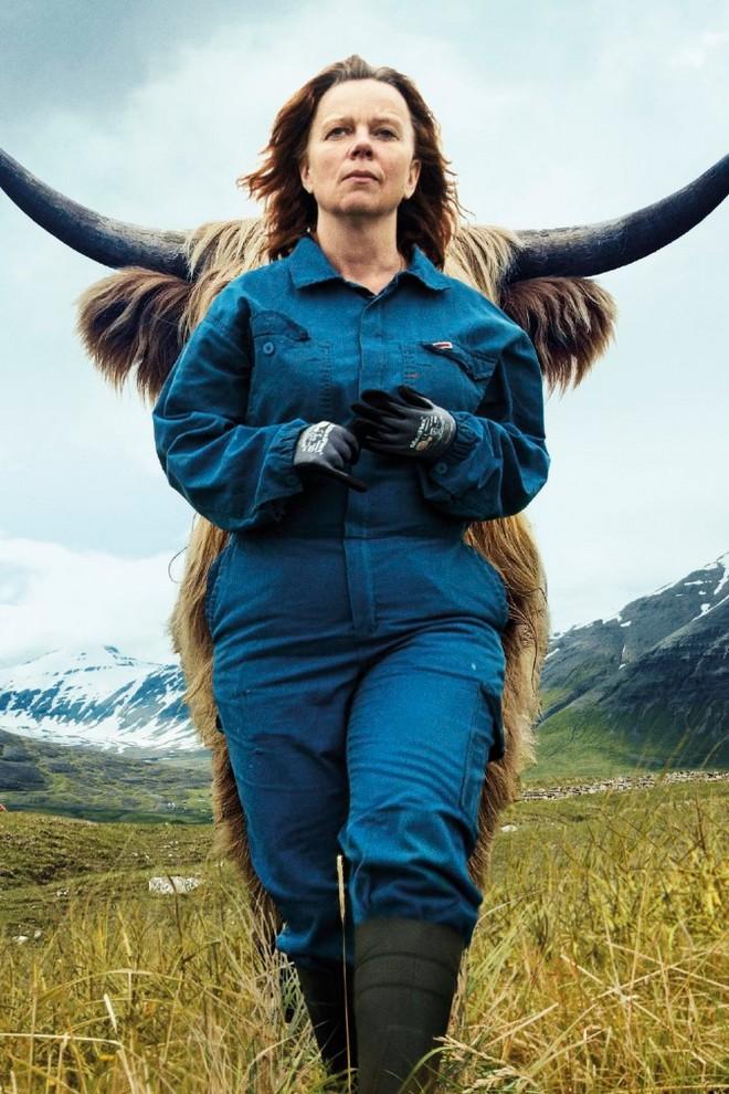 В деревне (v-derevne) Фильм 2019