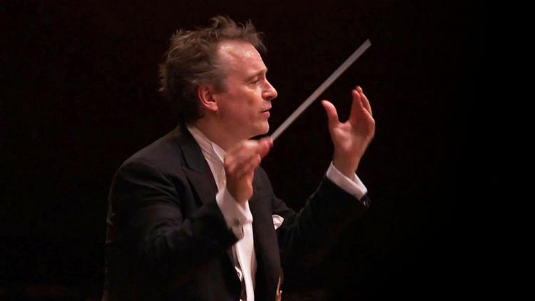 Постер Jonathan Nott and the Orchestre de la Suisse Romande: Britten, Shostakovich