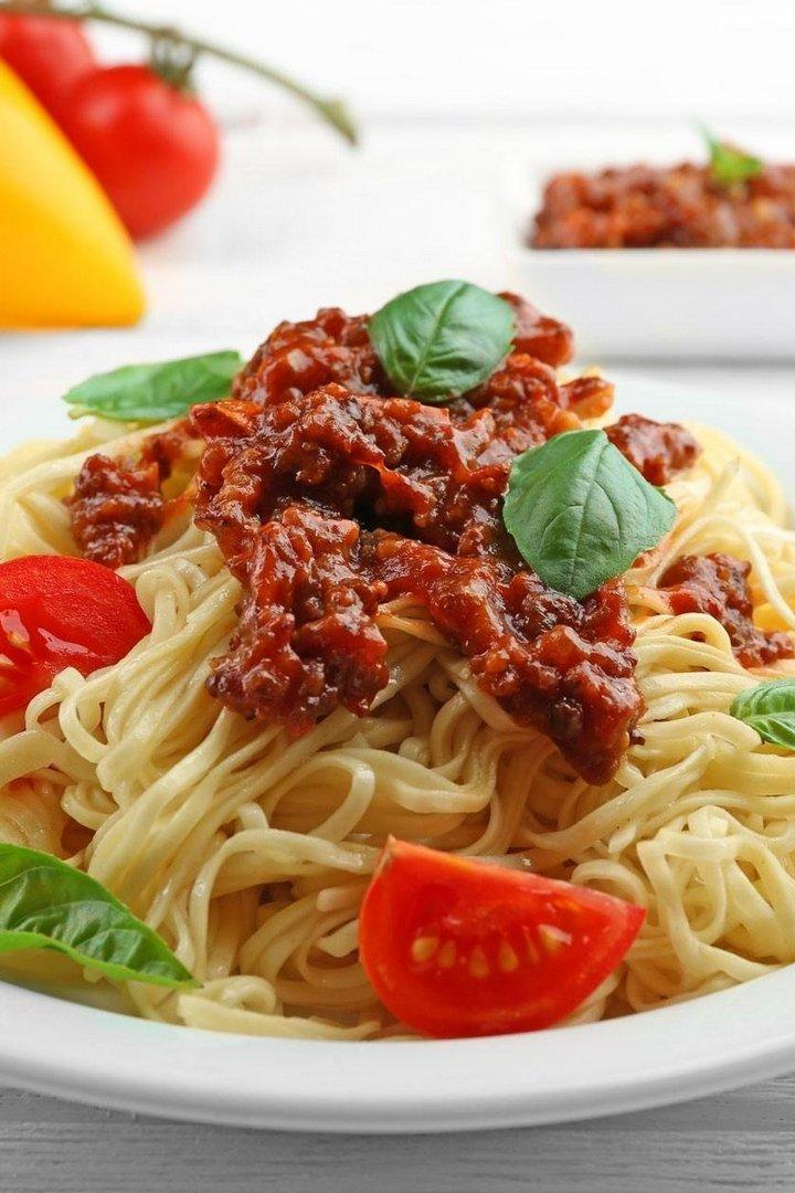 Спагетти Болоньезе (spagetti-boloneze) Документальный фильм