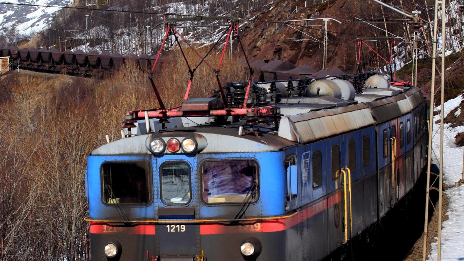 Легендарный железнодорожный путь из Кируны (legendarnyj-zheleznodorozhnyj-put-iz-kiruny) Документальный фильм