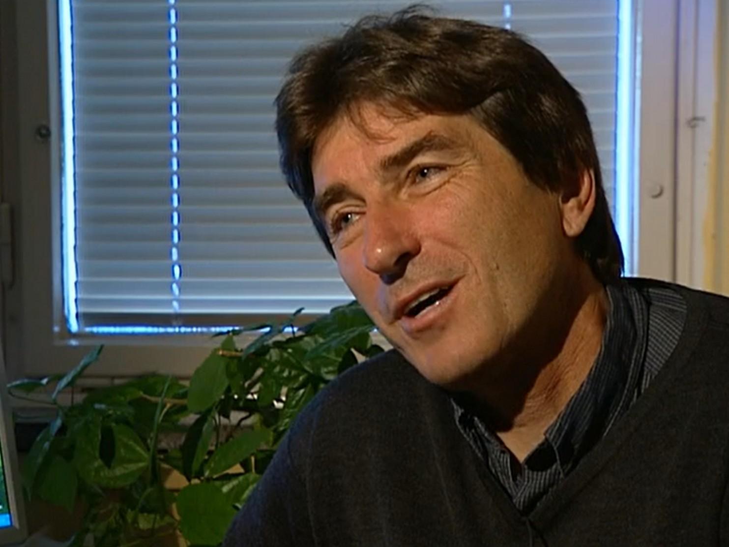 Škoda facky, která padne vedle (koda-facky-kter-padne-vedle) Документальный фильм