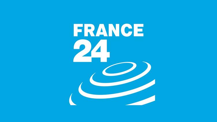 Постер France 24 English (FR)