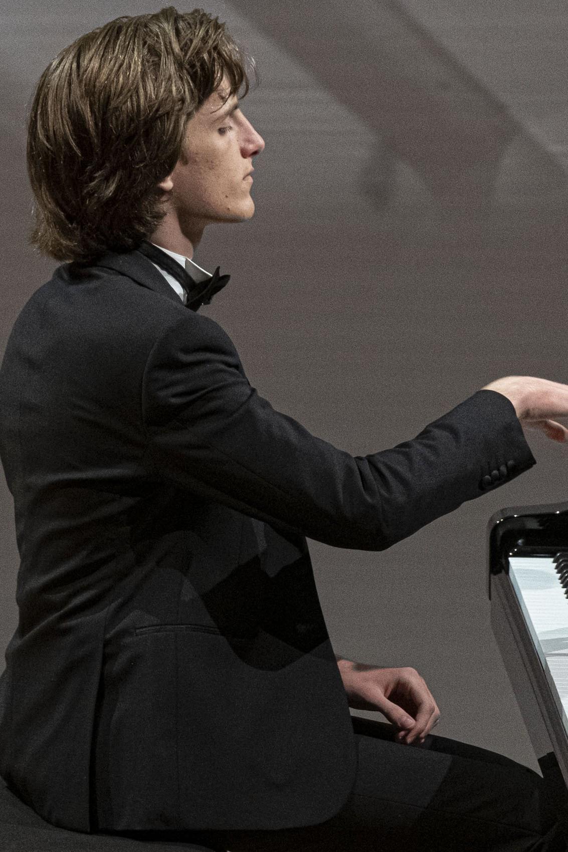 Йоав Леванон в фонде Луи Виттон: Мендельсон, Шуман, Лист, Гершвин (joav-levanon-v-fonde-lui-vitton-mendelson-shuman-list-gershvin) Музыка