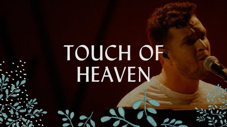 Постер Touch of Heaven