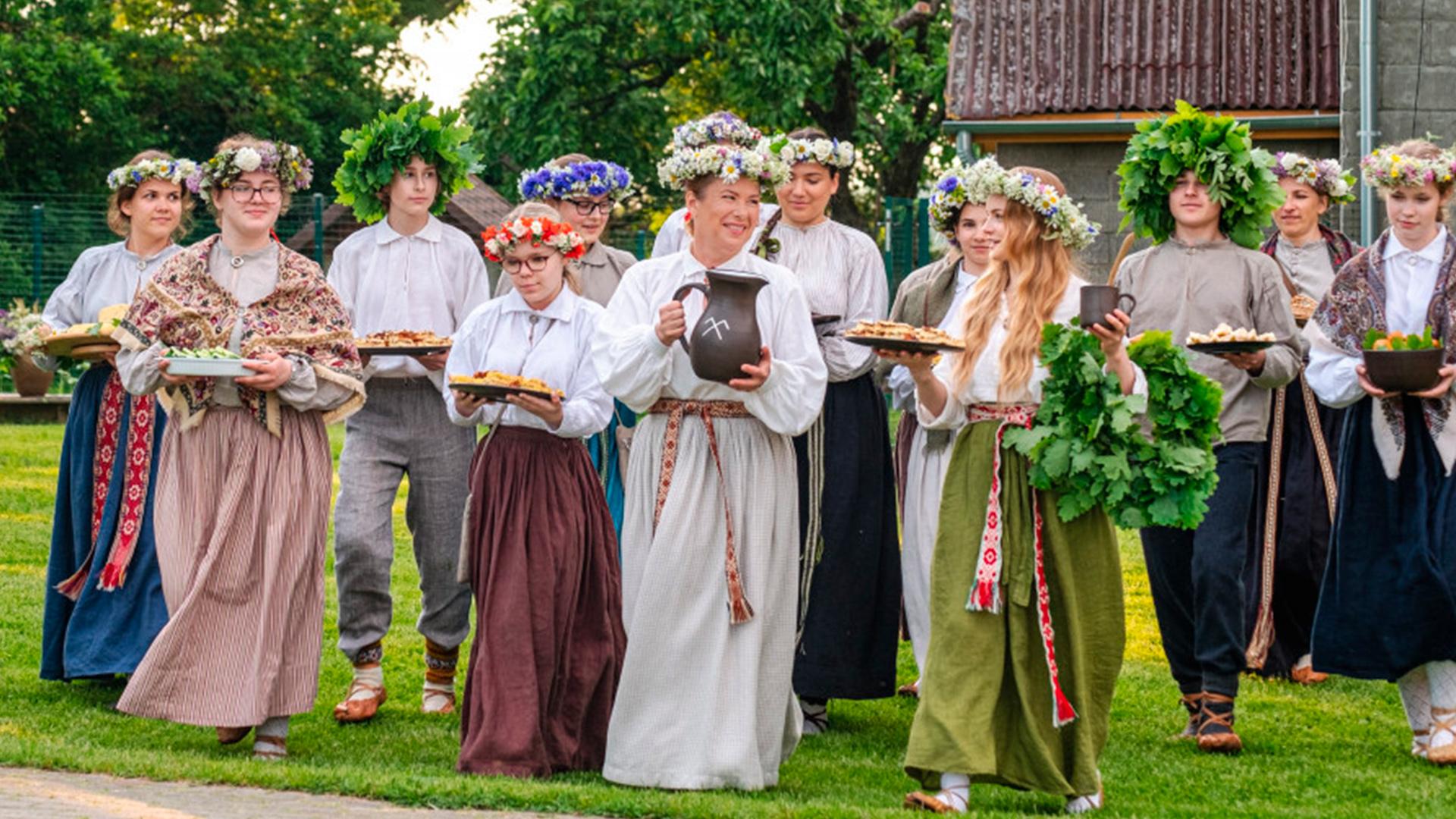Latviešu godi. Jāņi (latvieu-godi-ji) Досуг, хобби