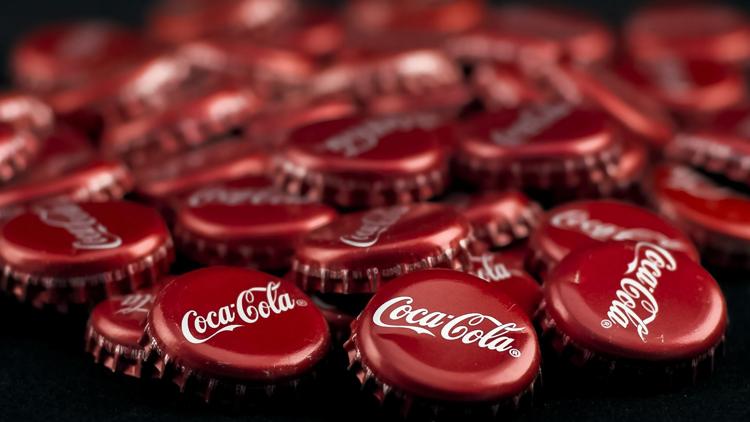 Постер The People Versus Coca-Cola