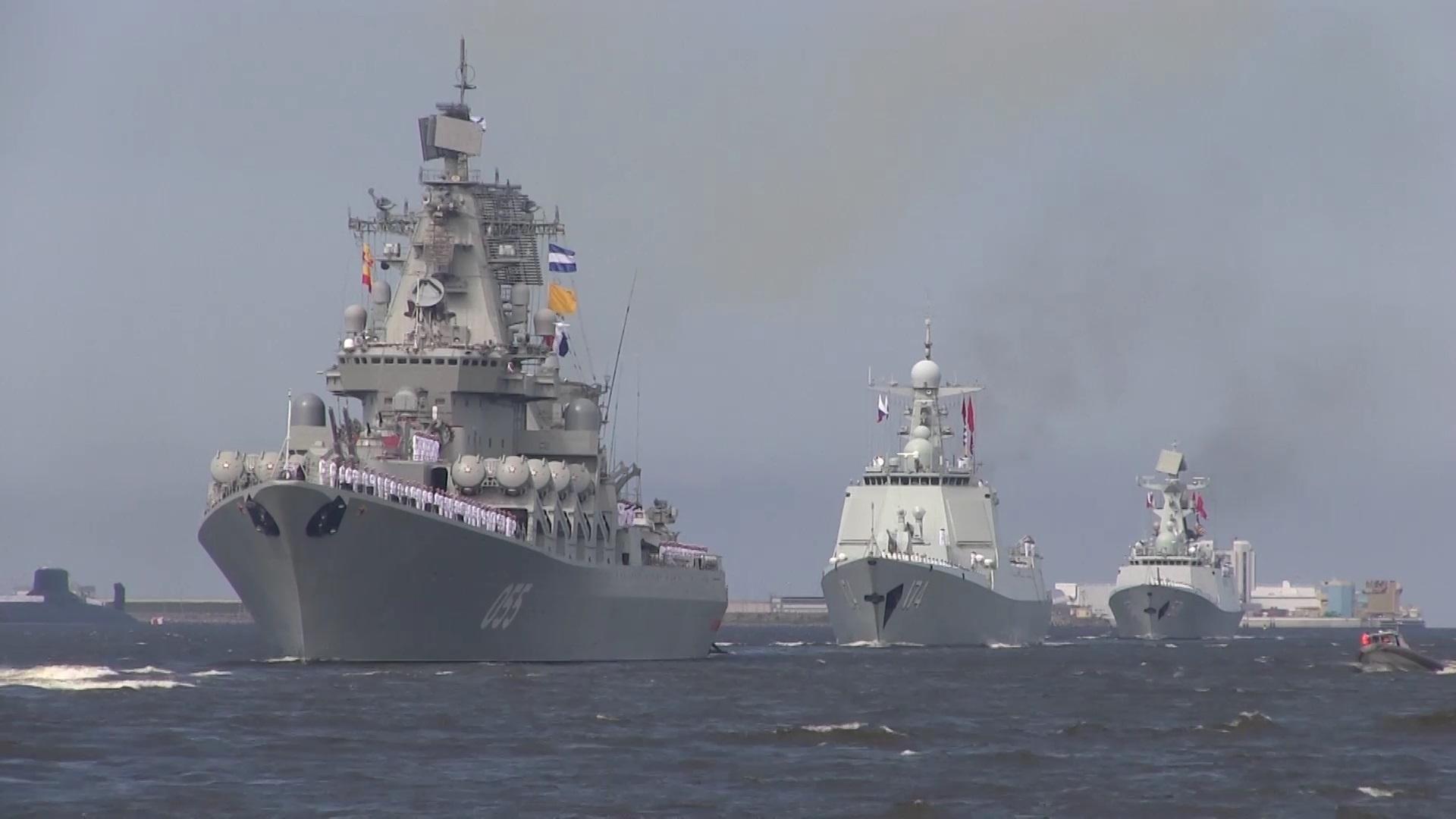 Парад военных кораблей и авиации, посвящённый Дню ВМФ РФ (parad-voennyh-korablej-i-aviatsii-posvjaschennyj-dnju-vmf-rf) Другое